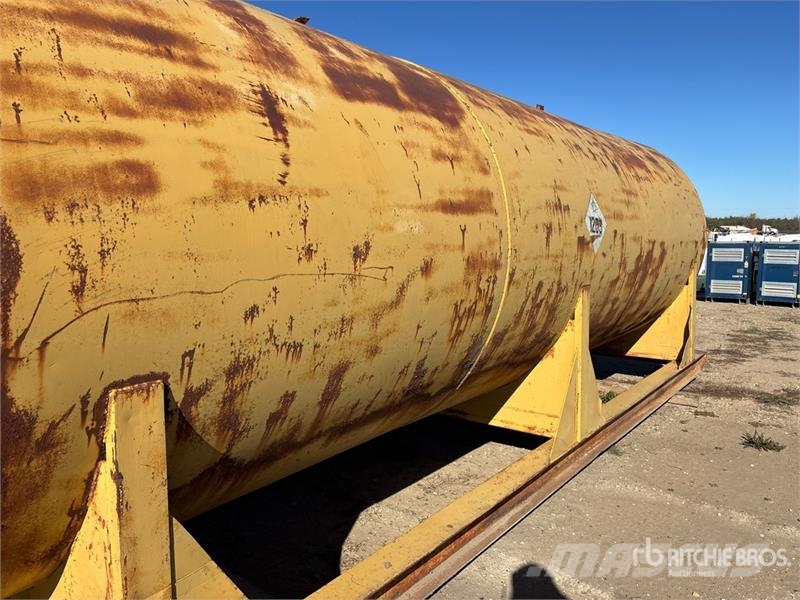  Skid Mounted Steel Fuel Tank Kraftstoff- und Zusatzstoffbehälter