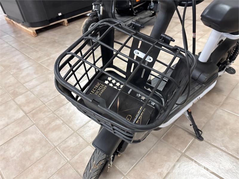  SKLP SK-E48 Electric Scooter (Unused) Visureigiai