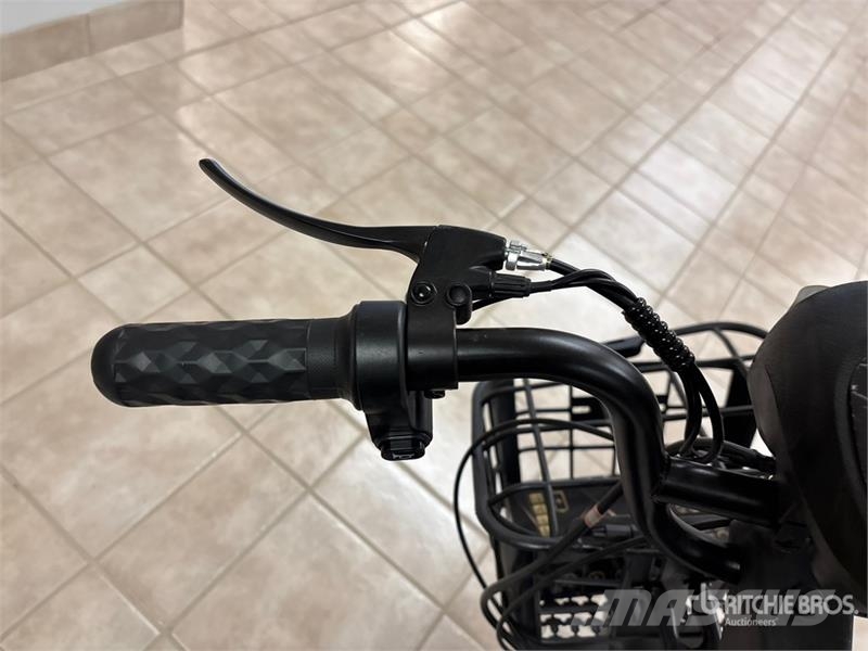  SKLP SK-E48 Electric Scooter (Unused) Visureigiai
