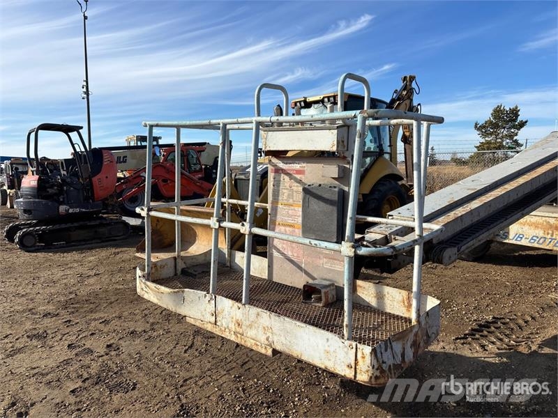 SkyJack 60TB 2WD Diesel Articulating Boom Lift Strēles pacēlāji