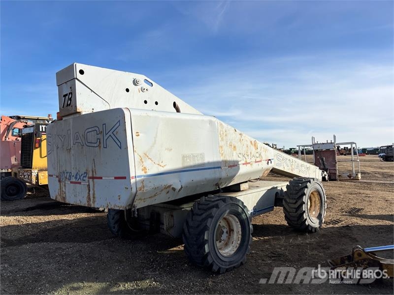 SkyJack 60TB 4WD Diesel Articulating Boom Lift Podnośniki przegubowe