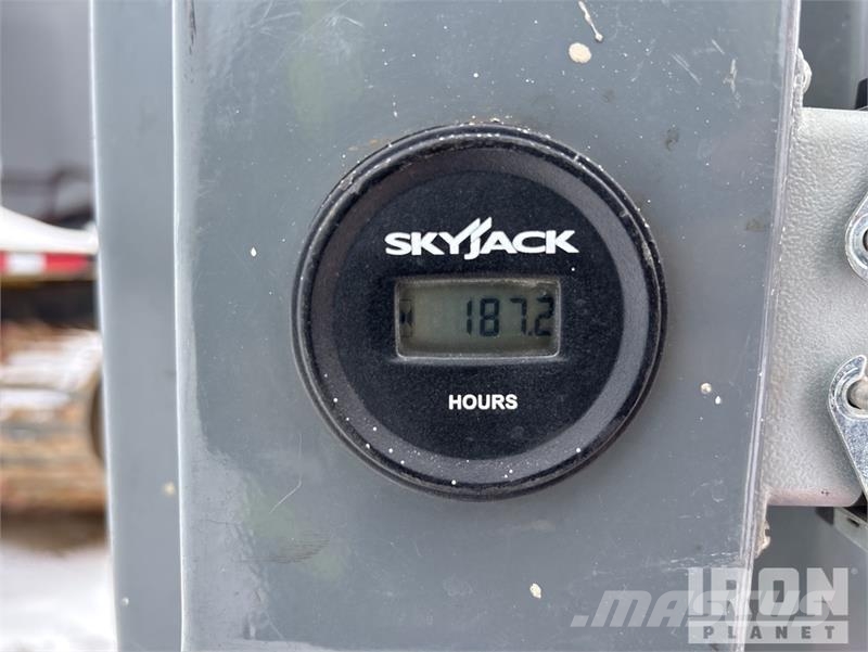 SkyJack SJ16 Personhissar och andra hissar