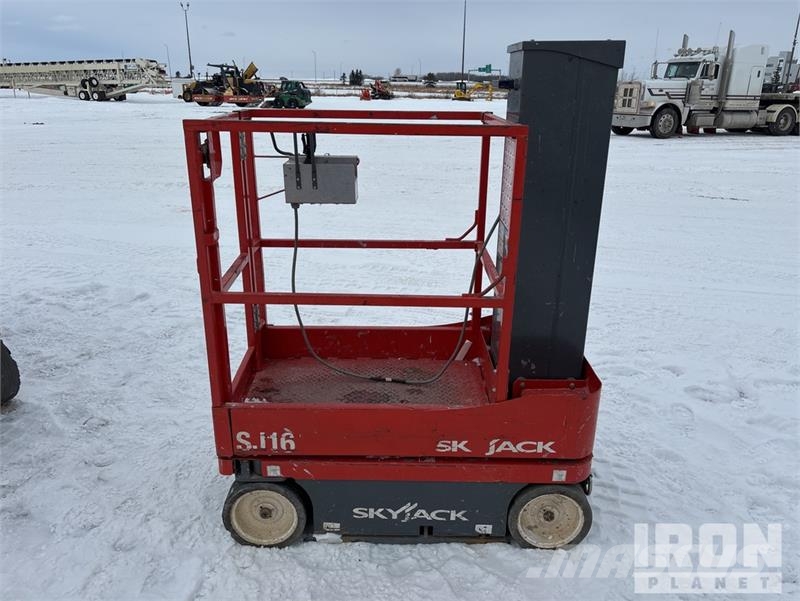 SkyJack SJ16 Personhissar och andra hissar