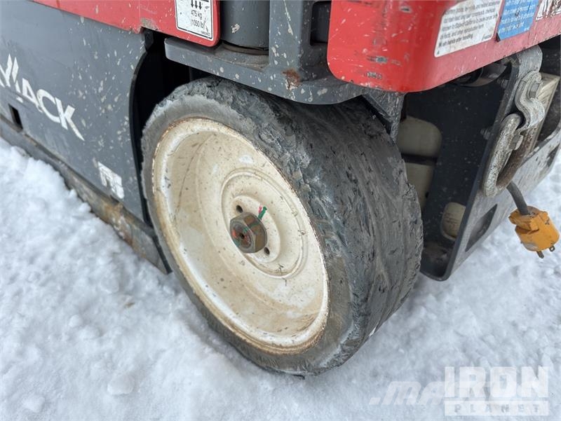 SkyJack SJ16 Personhissar och andra hissar