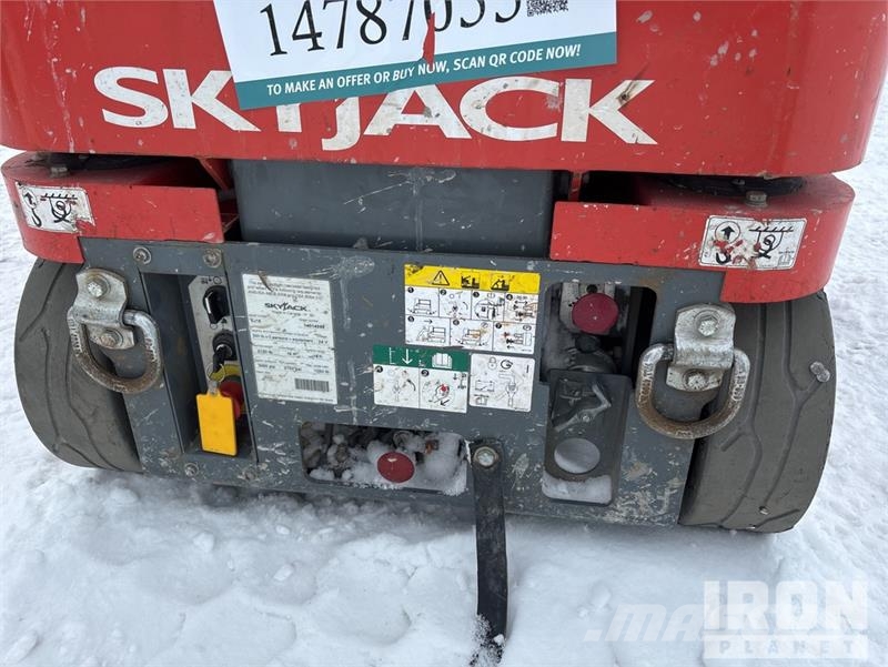 SkyJack SJ16 Personhissar och andra hissar