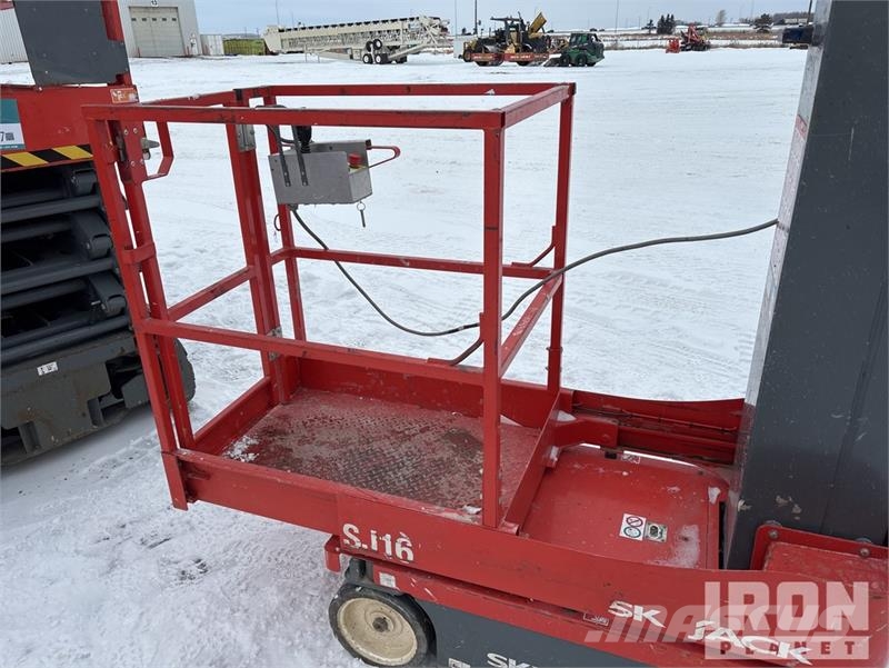 SkyJack SJ16 Personhissar och andra hissar