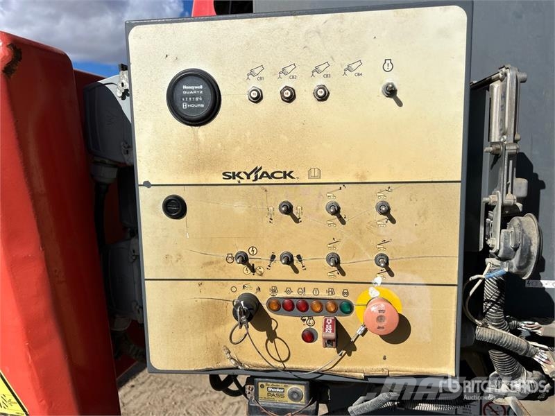 SkyJack SJ45T 4WD Diesel Telescopic Boom Lift Teleskopiskie pacēlāji