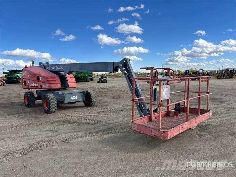 SkyJack SJ45T 4WD Diesel Telescopic Boom Lift Teleskopiskie pacēlāji