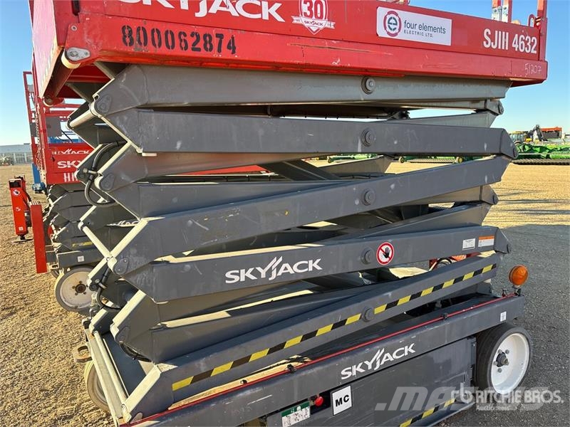 SkyJack SJ4632 Electric Scissor Lift Šķerveida pacēlāji