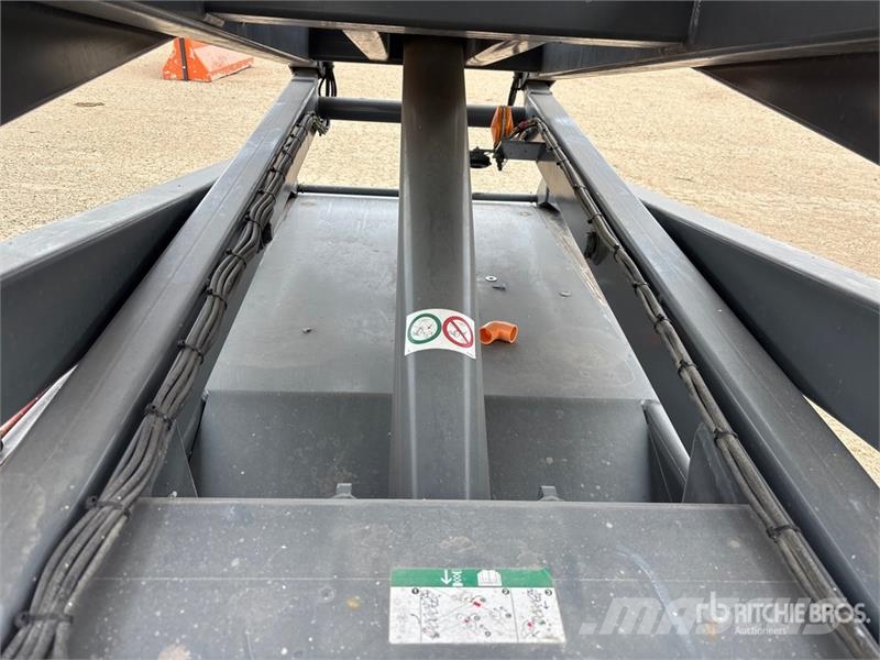 SkyJack SJ4632 Electric Scissor Lift Šķerveida pacēlāji