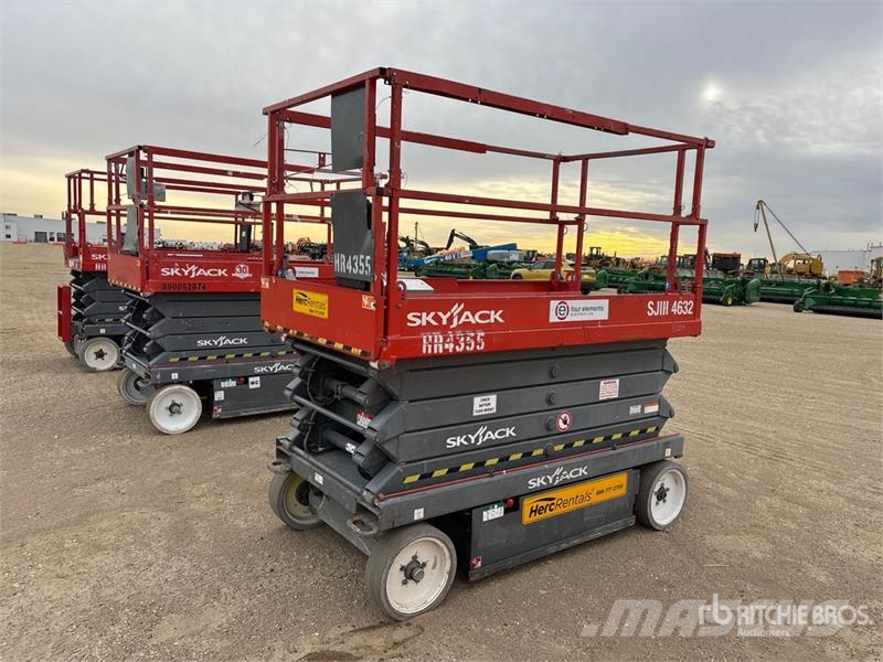 SkyJack SJ4632 Electric Scissor Lift Šķerveida pacēlāji