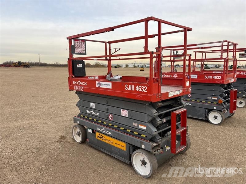 SkyJack SJ4632 Electric Scissor Lift Šķerveida pacēlāji