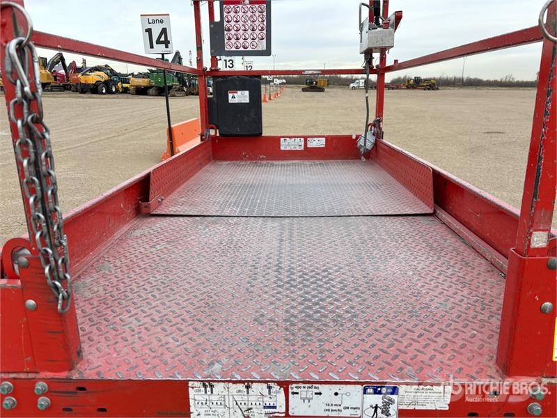 SkyJack SJ4632 Electric Scissor Lift Šķerveida pacēlāji