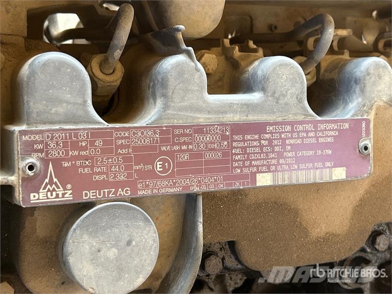 SkyJack SJ46AJ 4WD Diesel Articulating Boom Lift Iseliikuvad poomtõstukid
