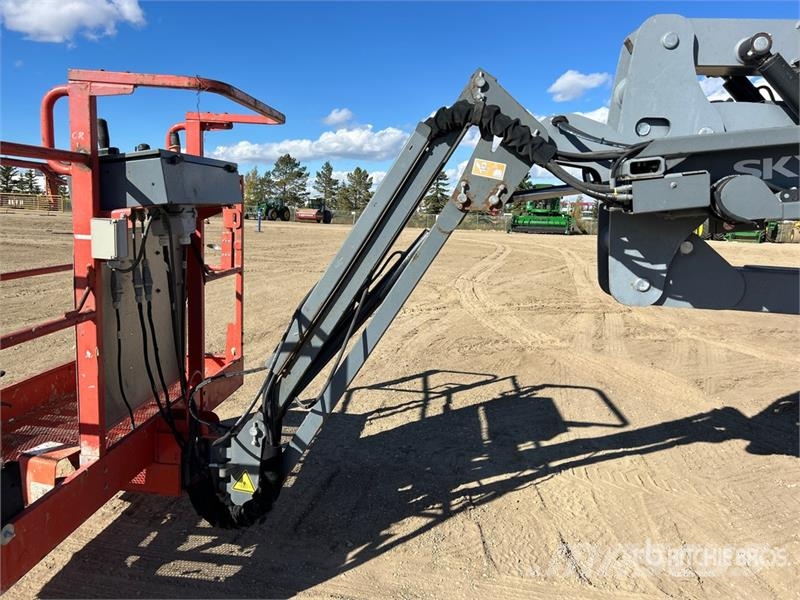 SkyJack SJ46AJ 4WD Diesel Articulating Boom Lift Iseliikuvad poomtõstukid