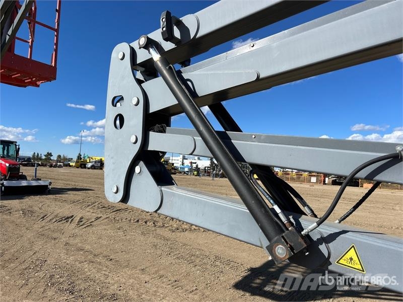 SkyJack SJ46AJ 4WD Diesel Articulating Boom Lift Iseliikuvad poomtõstukid