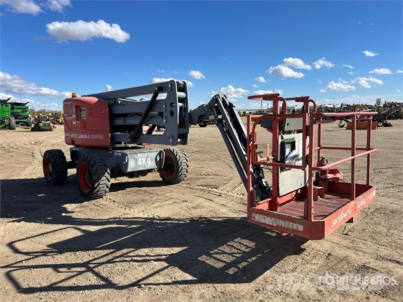 SkyJack SJ46AJ 4WD Diesel Articulating Boom Lift Iseliikuvad poomtõstukid