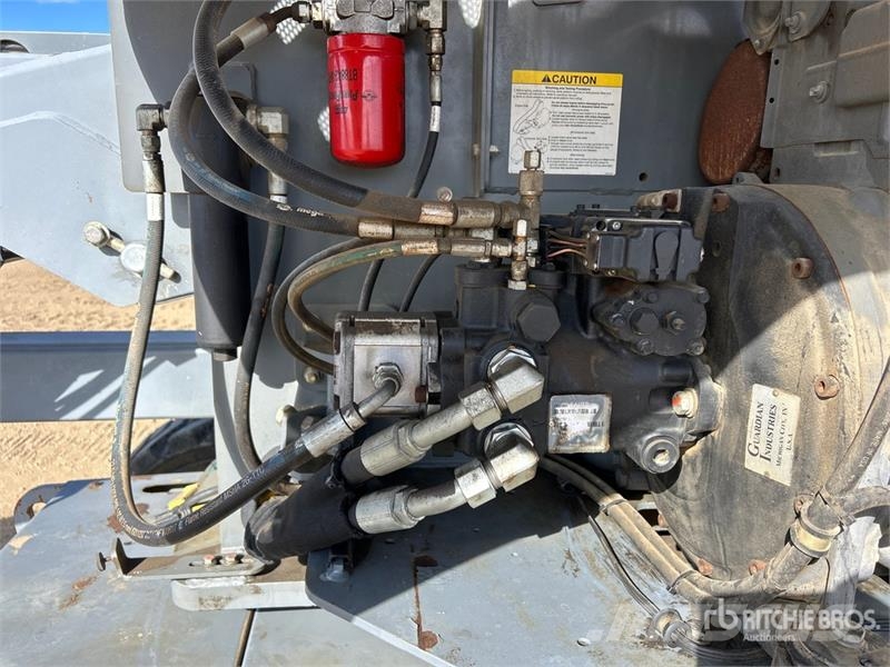 SkyJack SJ46AJ 4WD Diesel Articulating Boom Lift Iseliikuvad poomtõstukid