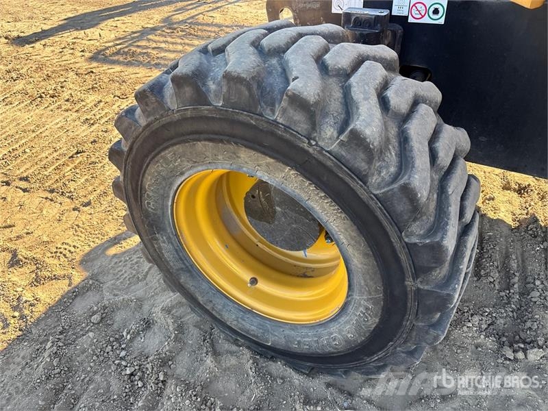 SkyJack SJ63AJ Karos emelők