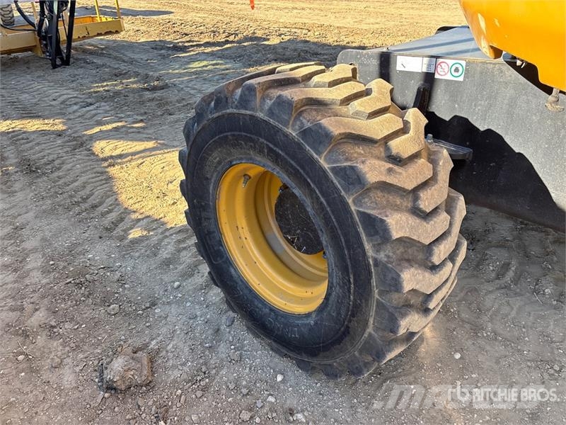 SkyJack SJ63AJ Karos emelők