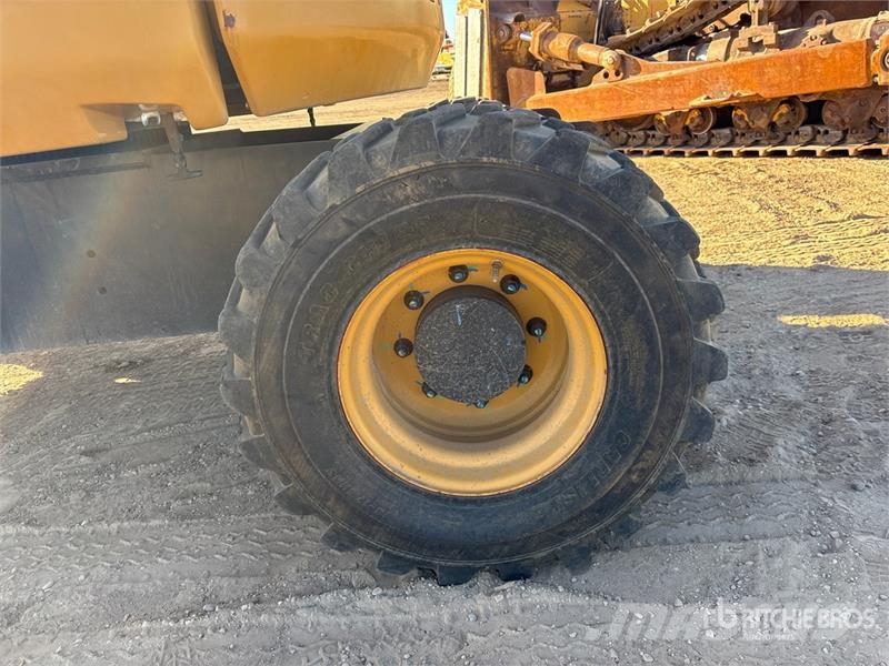 SkyJack SJ63AJ 4WD Diesel Articulating Boom Lift Strēles pacēlāji