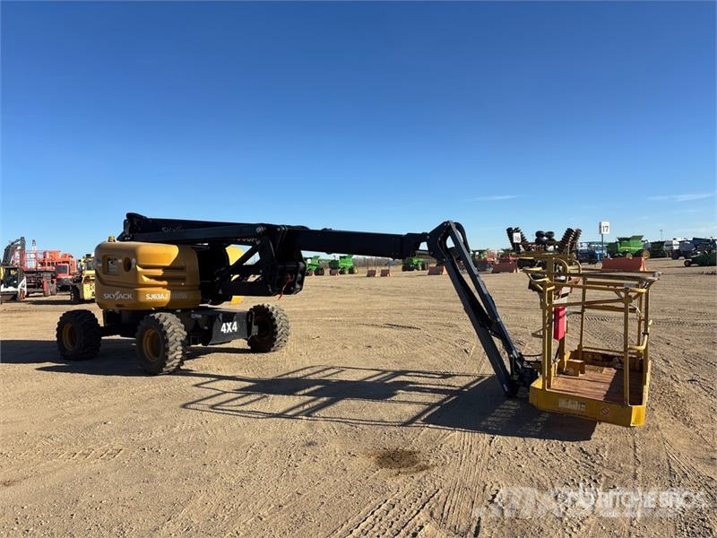 SkyJack SJ63AJ 4WD Diesel Articulating Boom Lift Strēles pacēlāji
