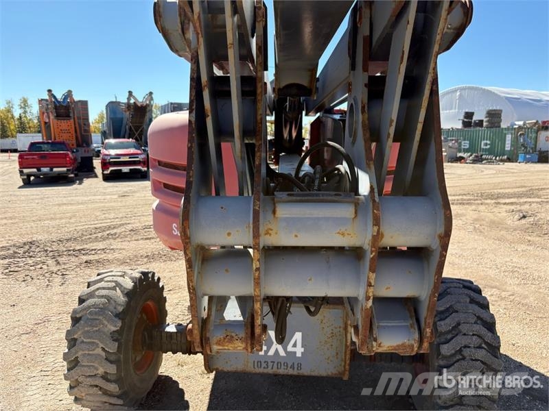 SkyJack SJ63AJ 4WD Diesel Articulating Boom Lift (Inoperab رافعات سلة مفصلية