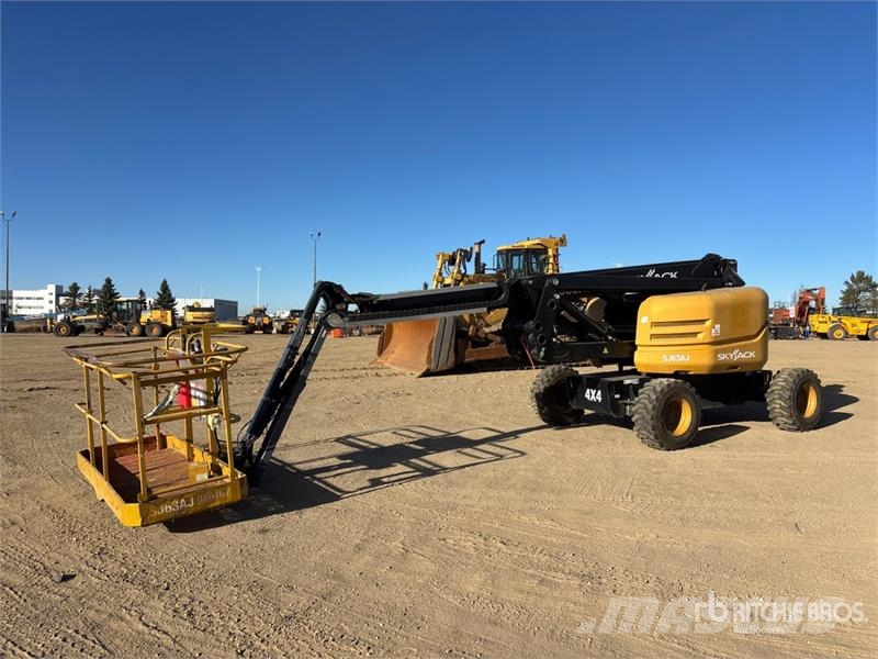 SkyJack SJ63AJ 4WD Diesel Articulating Boom Lift Strēles pacēlāji