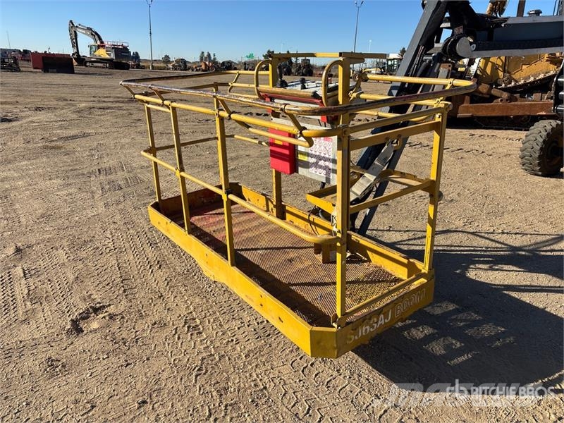 SkyJack SJ63AJ 4WD Diesel Articulating Boom Lift Strēles pacēlāji