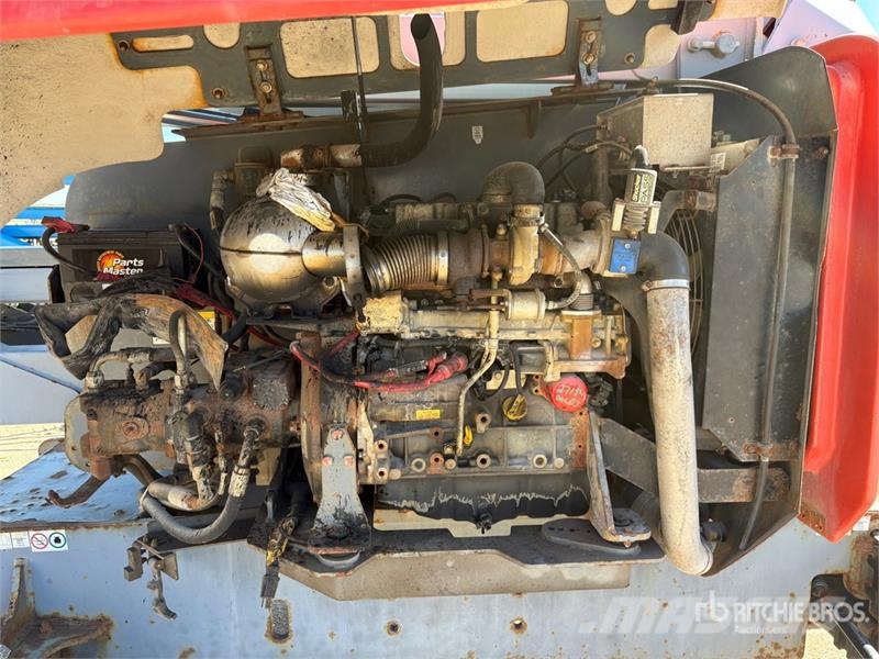 SkyJack SJ63AJ 4WD Diesel Articulating Boom Lift (Inoperab رافعات سلة مفصلية