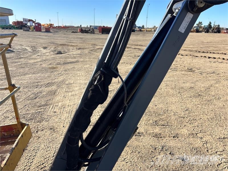 SkyJack SJ63AJ 4WD Diesel Articulating Boom Lift Strēles pacēlāji