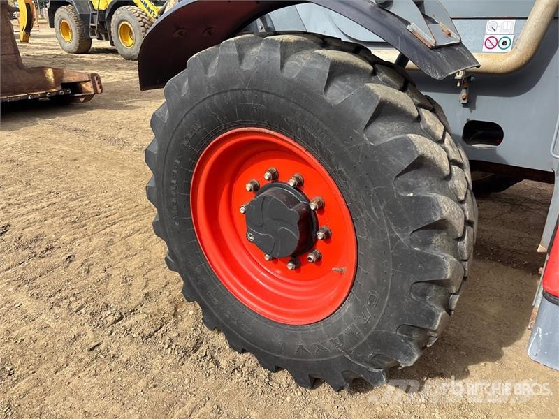 SkyJack SJ843TH Telehandler مناولات متداخلة