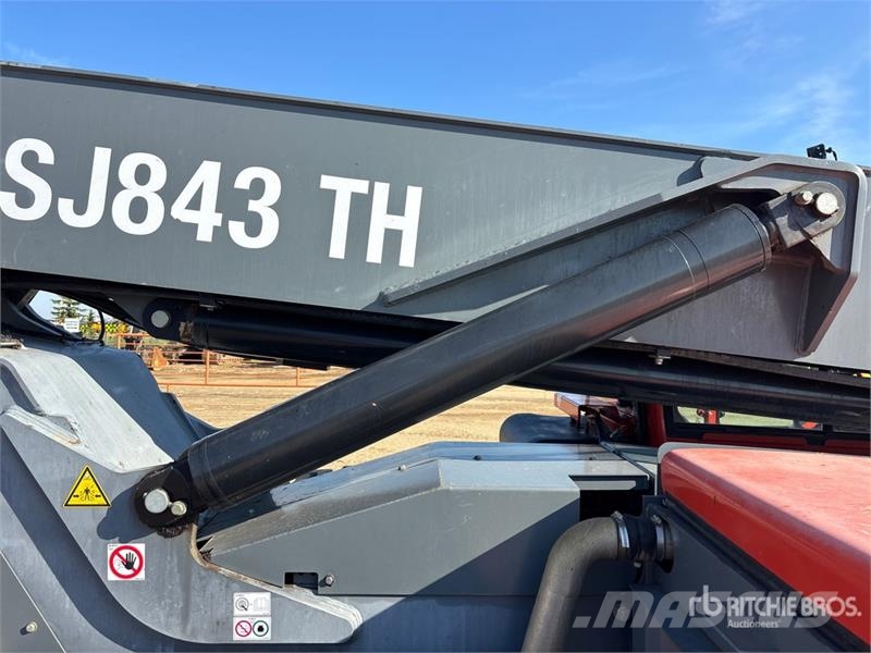 SkyJack SJ843TH Telehandler Teleskopiskie manipulatori