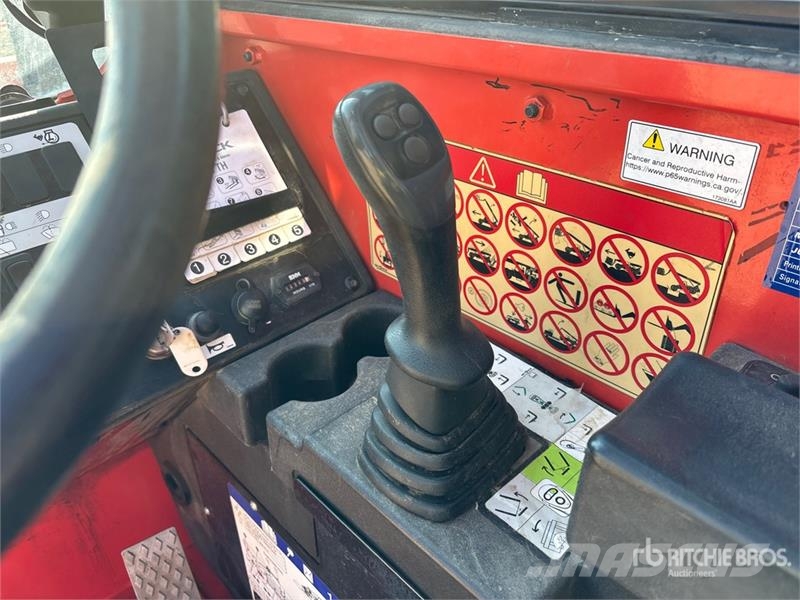 SkyJack SJ843TH Telehandler Teleskopiskie manipulatori