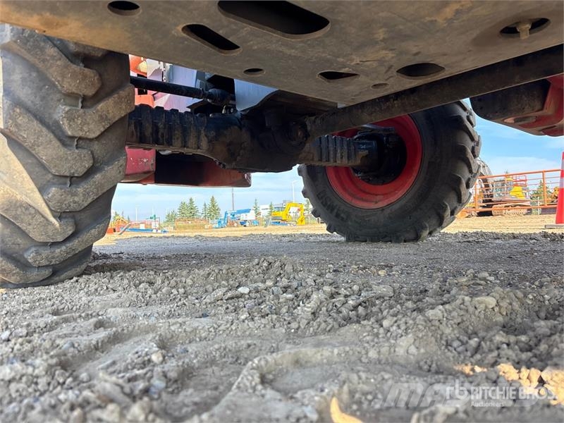 SkyJack SJ843TH Telehandler Teleskopiskie manipulatori