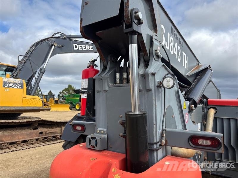 SkyJack SJ843TH Telehandler مناولات متداخلة