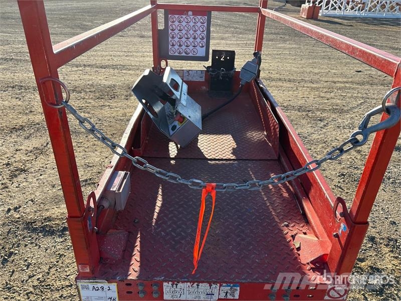 SkyJack SJIII3219 Electric Scissor Lift Šķerveida pacēlāji
