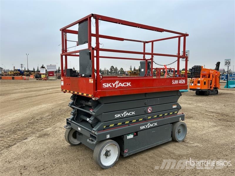 SkyJack SJIII4626 Electric Scissor Lift رافعات مقصية الشكل