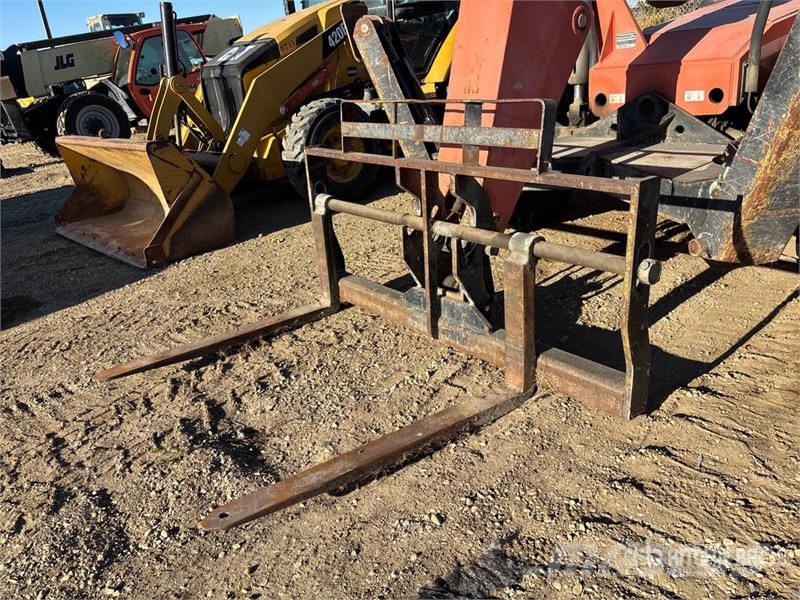 SkyTrak Telehandler Teleskoplader