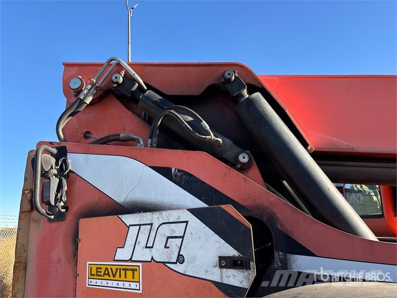 SkyTrak Telehandler Teleskoplader
