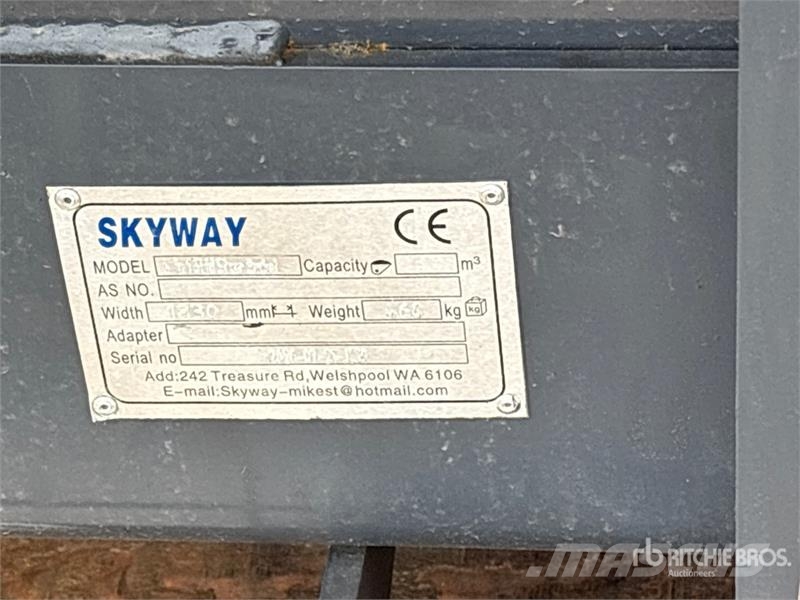 Skyway WBCT-4IN1 Multi-Purpose Skid Steer Bucket ( Buckets