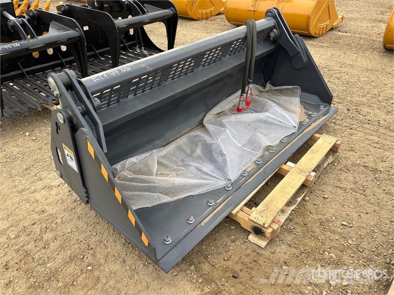  Skyway WBCT-4IN1 Multi-Purpose Skid Steer Bucket ( Cucharones