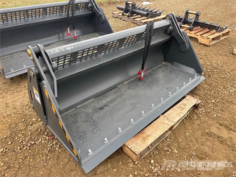 Skyway WBCT-4IN1 Multi-Purpose Skid Steer Bucket ( Buckets