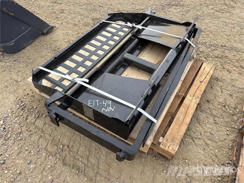 Skyway WSSBF-1150 45 in Skid Steer Forks (Unused) Forche