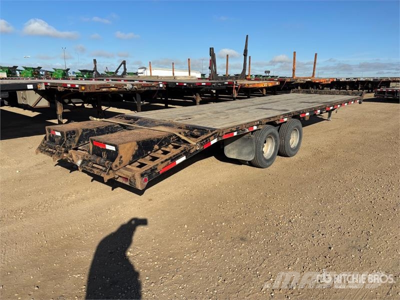 Snake River 30 ft T/A Equipment Trailer Прицепы-Автовозы