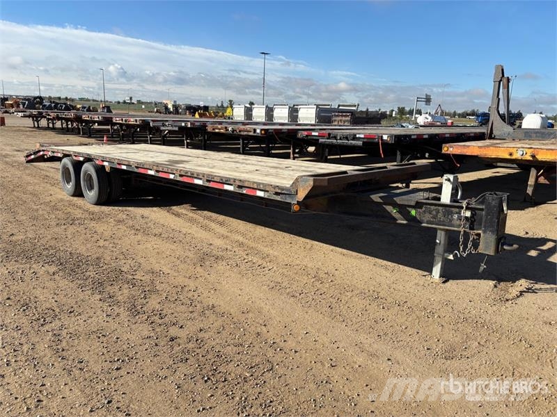 Snake River 30 ft T/A Equipment Trailer Прицепы-Автовозы