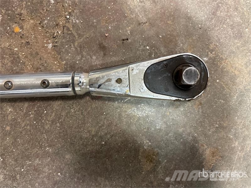  Snap-On 3/4 in Digital Torque Wrench مكونات أخرى
