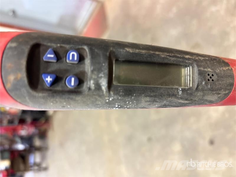  Snap-On 3/4 in Digital Torque Wrench مكونات أخرى