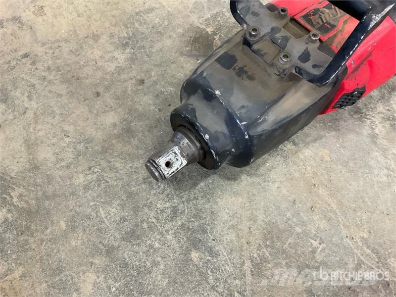 Snap-On PT2500 1 in Impact Wrench Andre komponenter