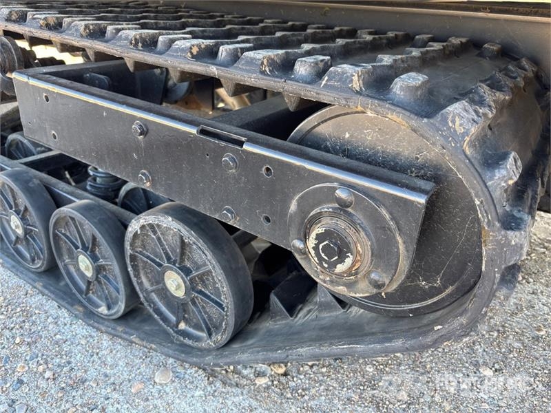 Snobear Snocoach Tracked Utility Vehicle Комунални съоражения